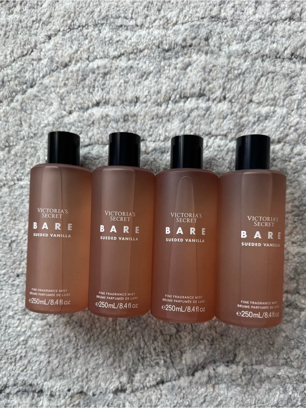 Victoria Secret- bare sueded vanilla fine fragrance mist